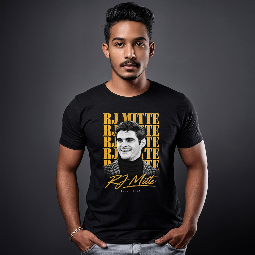 RJ Mitte 1992-2026 Tribute T-Shirt